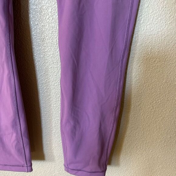 Lulumenon Crop Leggings Size 12 - Picture 4 of 8